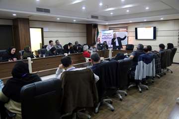 کارگاه آموزشی اجتماع درمان مدار